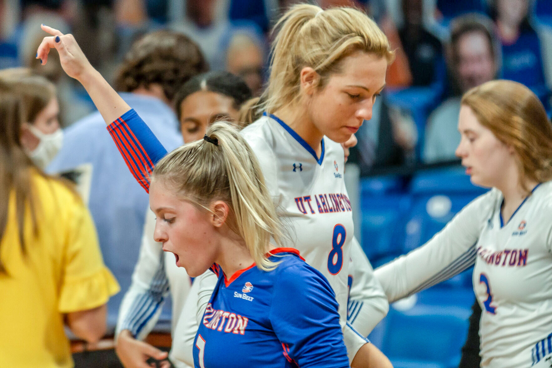 Photos: UTA volleyball wins first home matches against Arkansas State after COVID-19 postponement